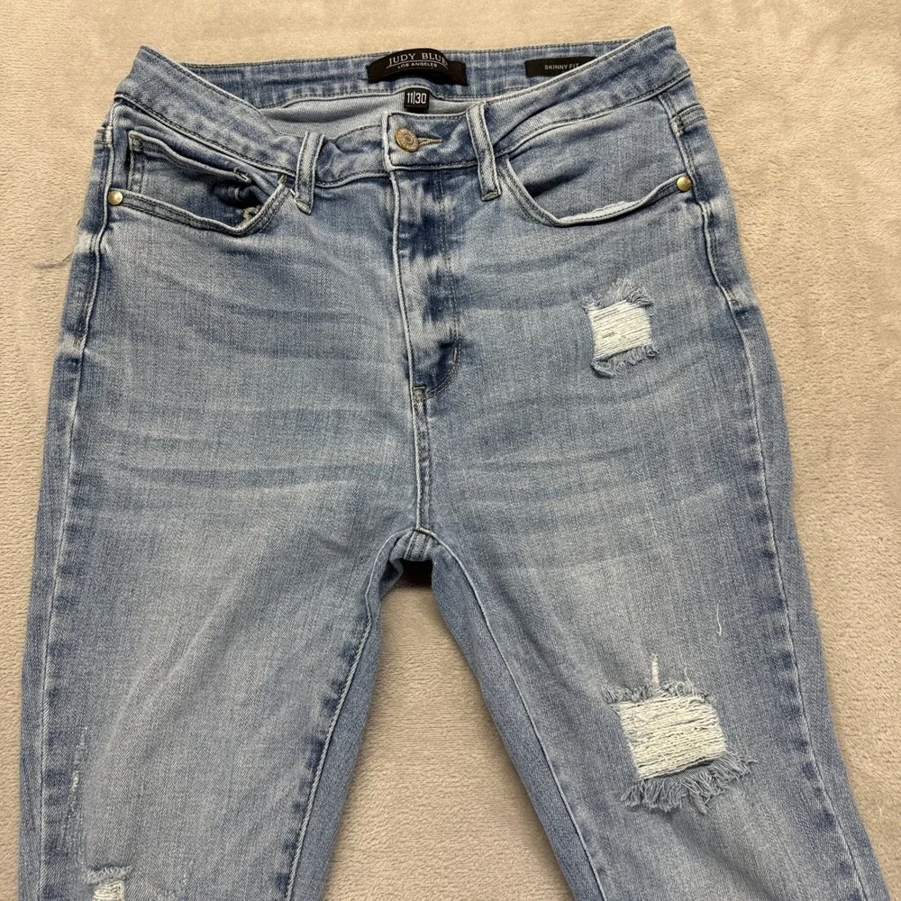 Judy Blue Jeans Women's 11/30 Hilaria Hi Rise Distressed Skinny Light Wash Denim